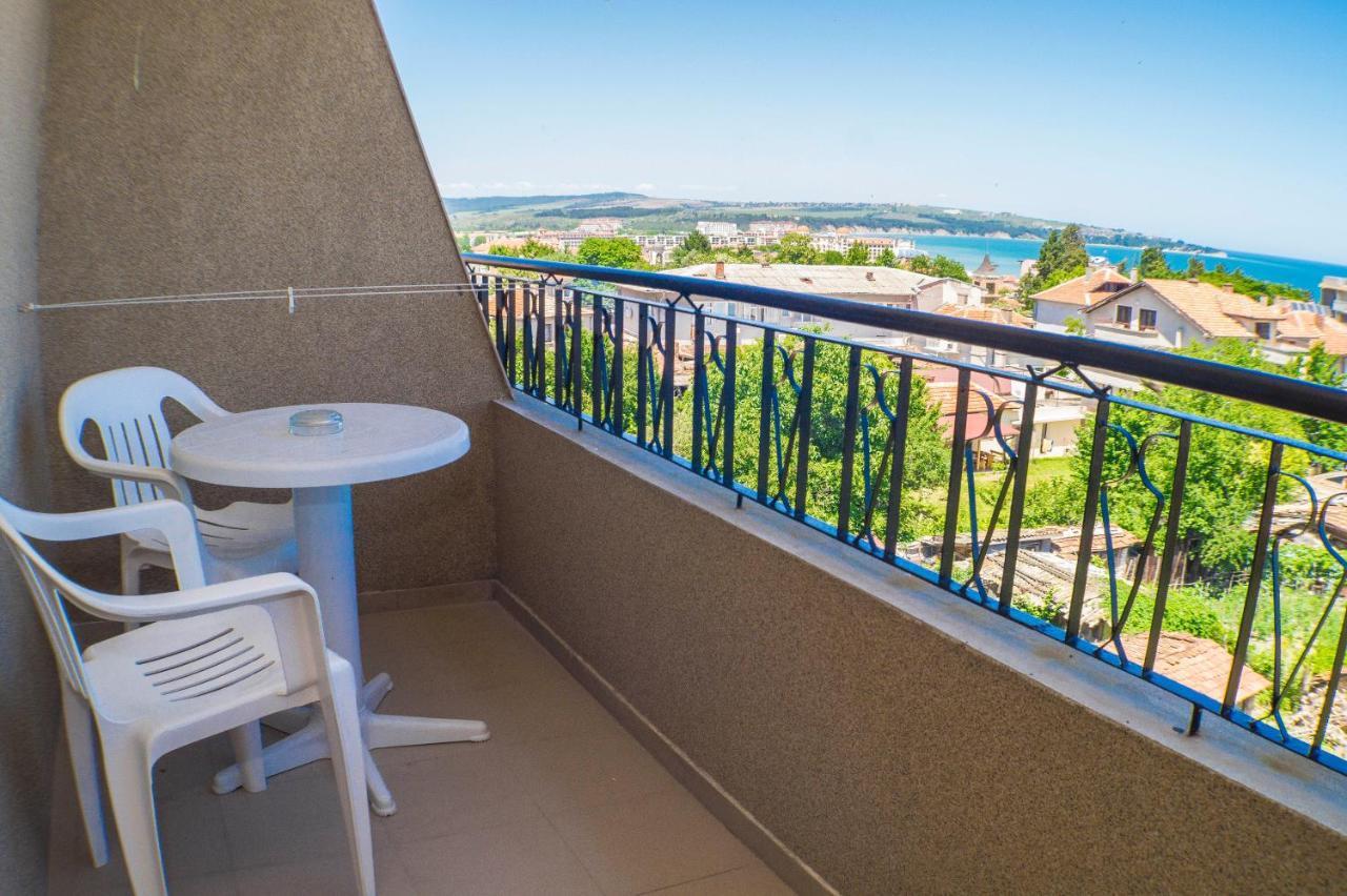 Chrystal Guest House Obzor Εξωτερικό φωτογραφία