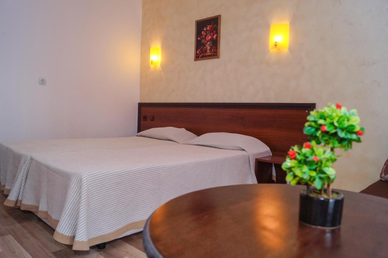 Chrystal Guest House Obzor Εξωτερικό φωτογραφία