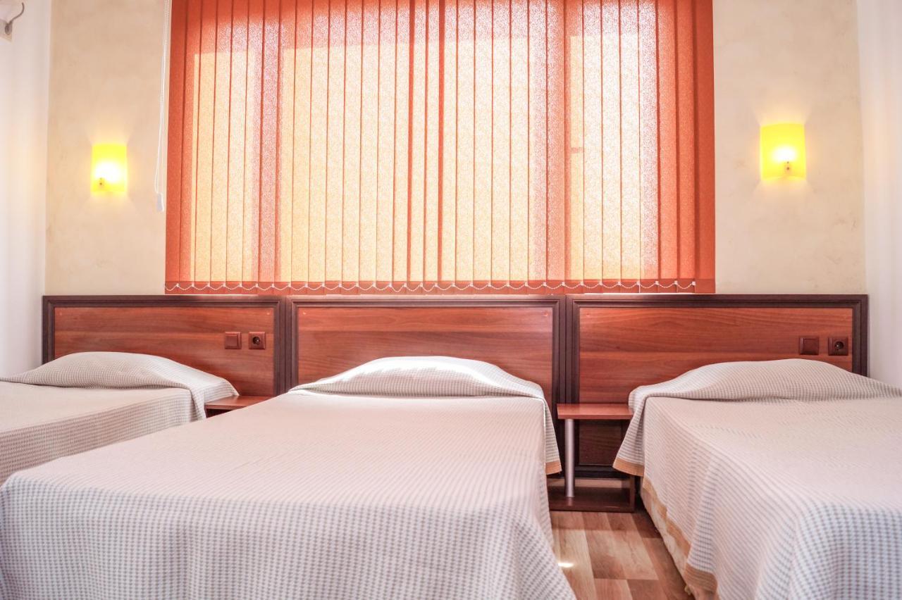 Chrystal Guest House Obzor Εξωτερικό φωτογραφία